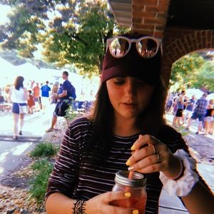 Meet your Posher, Maggie